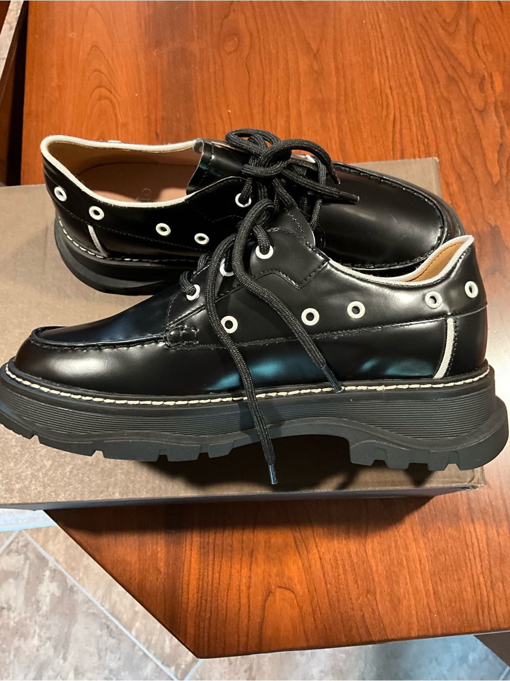 NEW Linea Paolo Black Leather Loafers with White Eyelet Trim